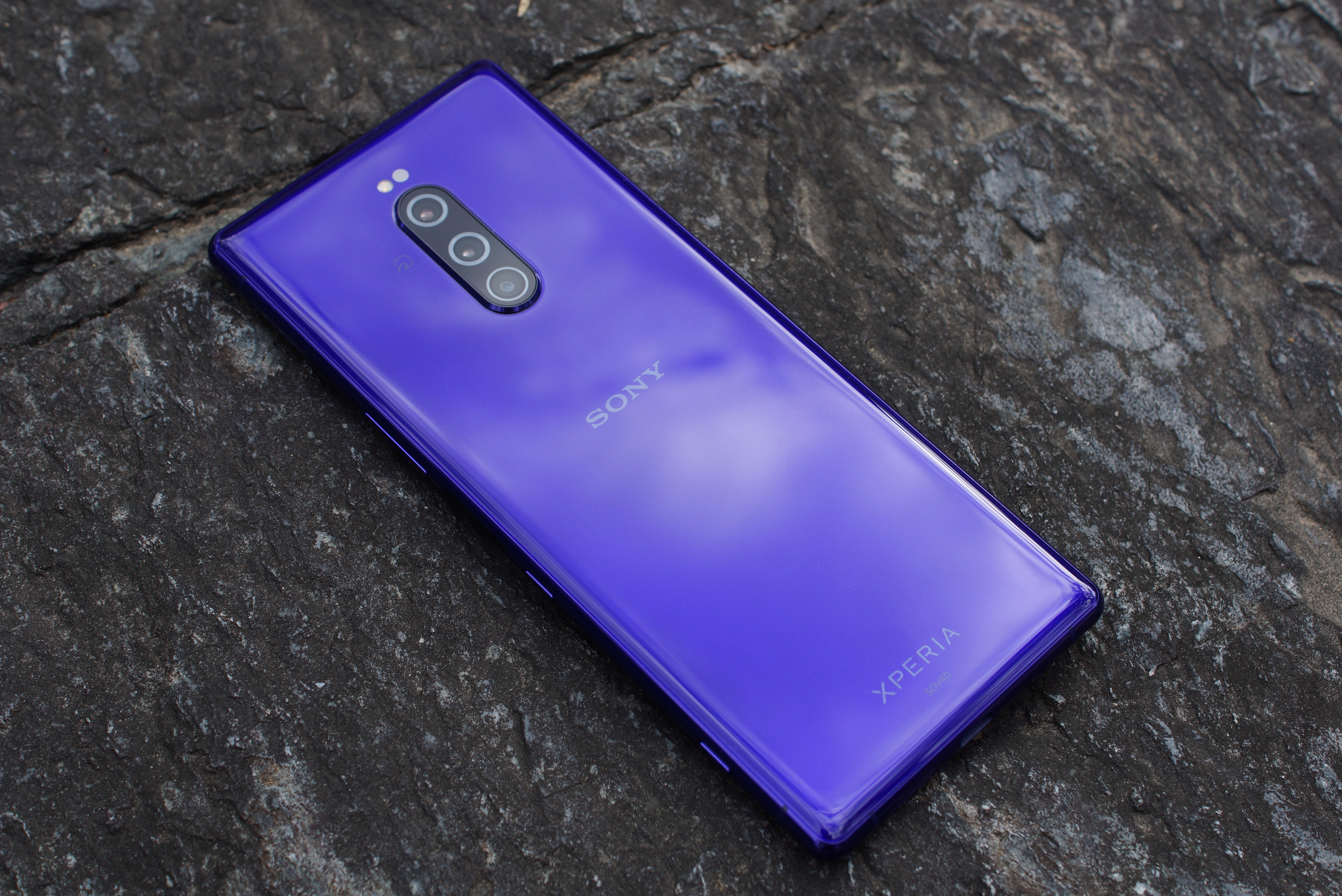 Xperia1 パープル