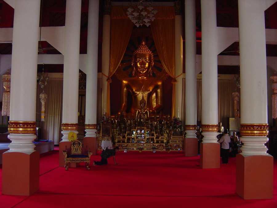 Wat Phra Singh　ワット・プラシン ； ワット・プラッシン